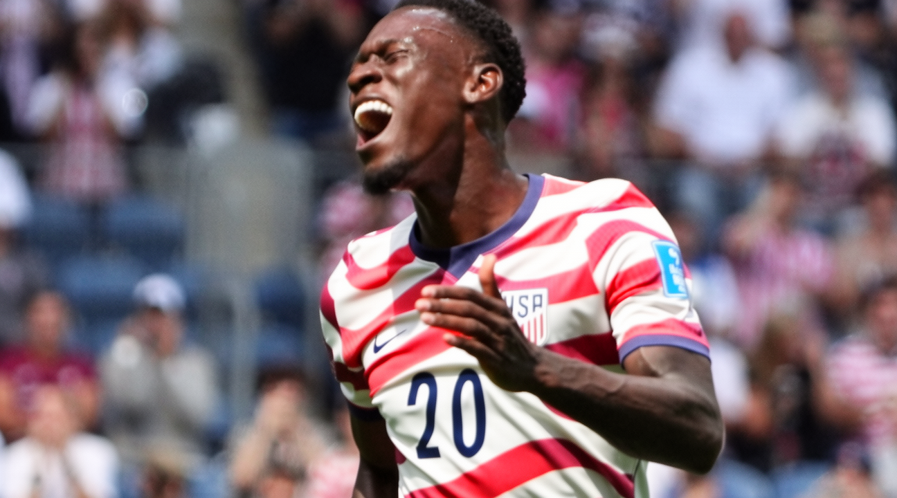 TOP1体育入口 - FIFA暂缓对美国球员Folarin Balogun的红牌处罚，世预赛关键战即将打响 - TOP1体育 配图